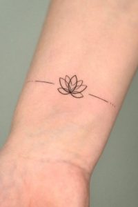 The Allure of Delicate Tattoos: Expressing Yourself with Finesse插图2