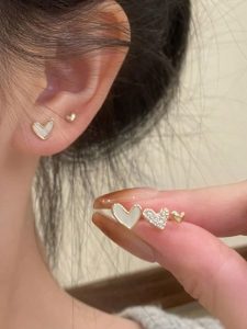 Popular Earring Styles for Every Look插图2