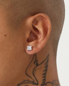 Express Yourself: A Guide to Men’s Single Earring插图3