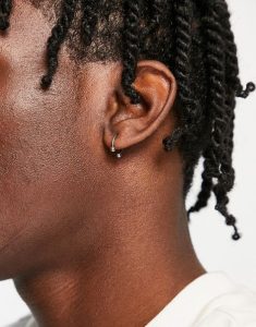 Express Yourself: A Guide to Men’s Single Earring插图4