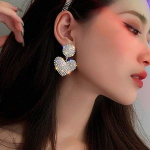 Earring Styles 2024: Top Trends to Elevate Your Look插图2