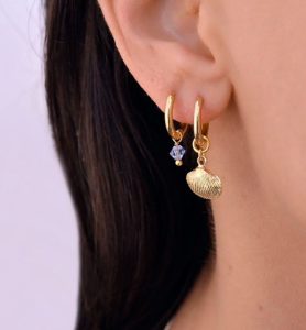 What is a charm earring? Dangle Your Way to Style插图3