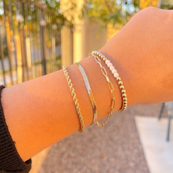 Explore the most common bracelet styles