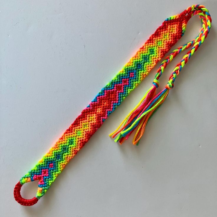  Learn how to create beautiful loom bracelets