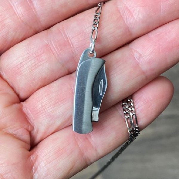 Explore creative mini knife necklace ideas