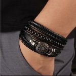 Discover the latest trends in men's bracelets