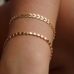 Learn how to craft a beautiful natural bracelet