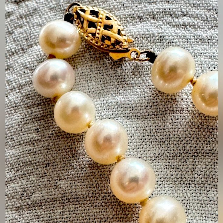 pearl necklace fastenings