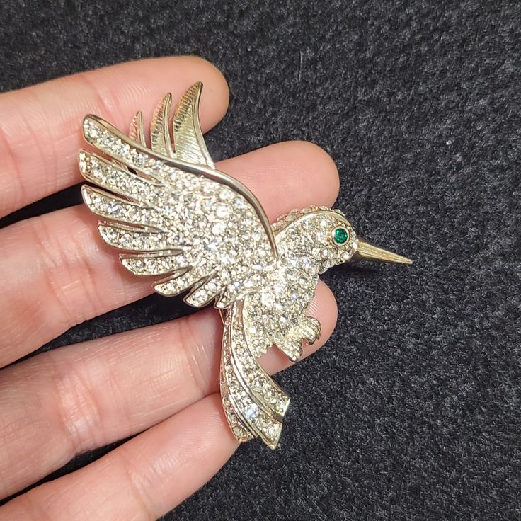 hummingbird brooch