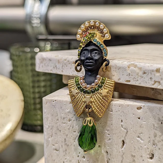 blackamoor brooch