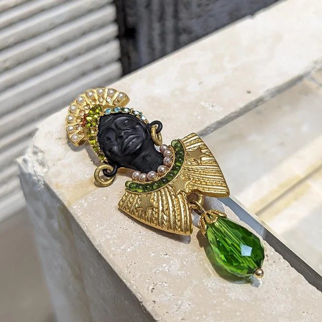 blackamoor brooch
