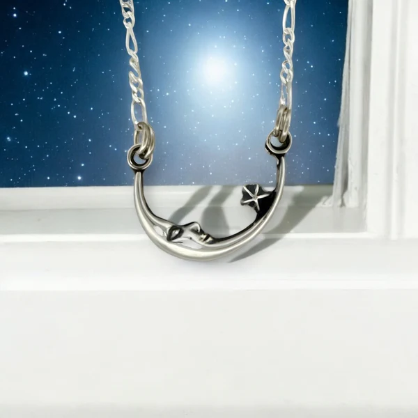 keep necklaces from tangling