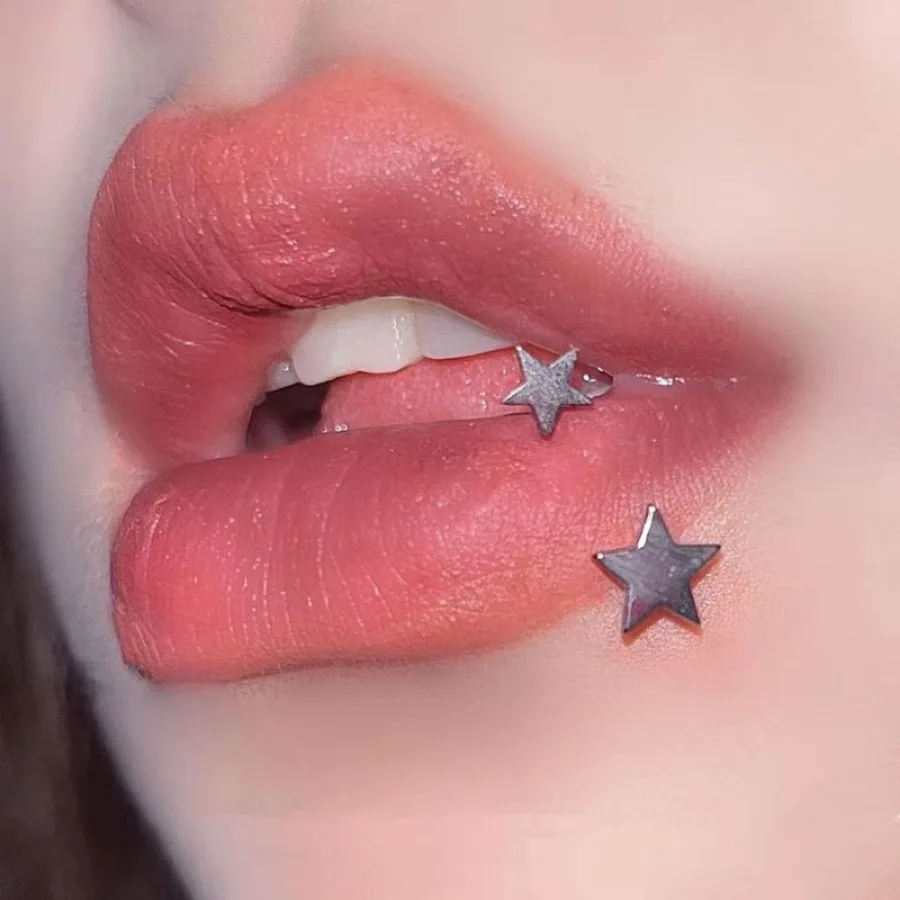lip piercing types