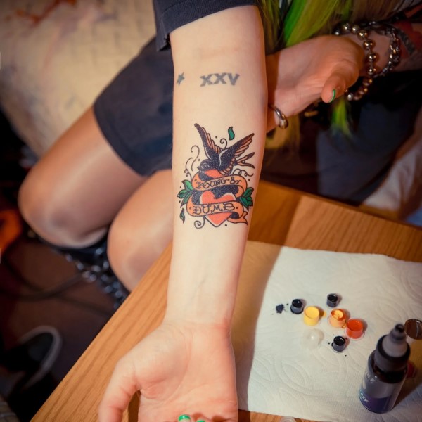 avril lavigne tattoos